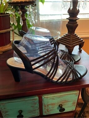 East 5th Black Strappy Mid-Heel Sandals